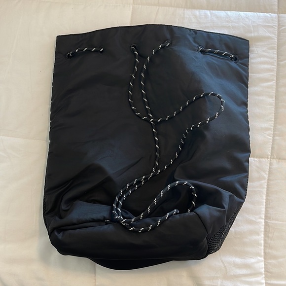 PINK String backpack - Picture 4 of 7